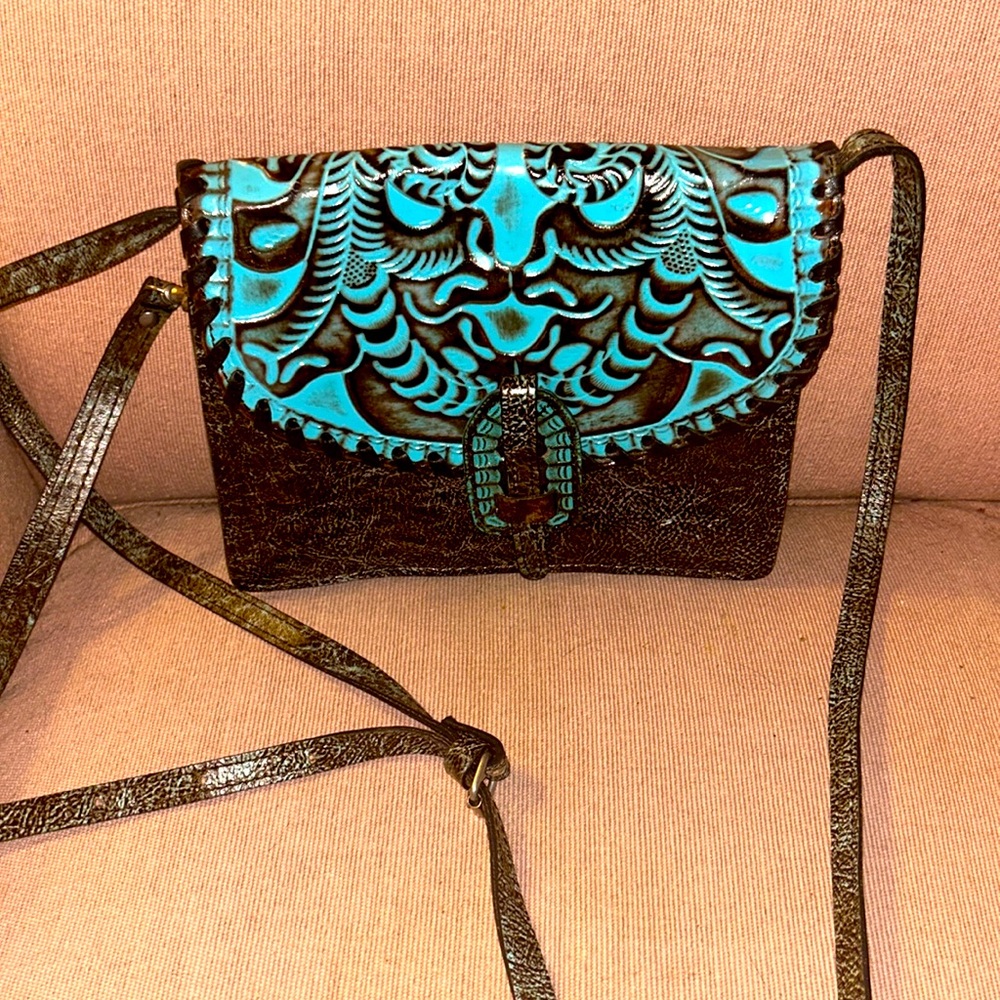Patricia Nash - LANZA organizer Tooled Turquoise Crossbody/Clutch New w/o tags